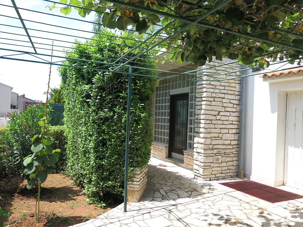 Apartment Pletikos Pula